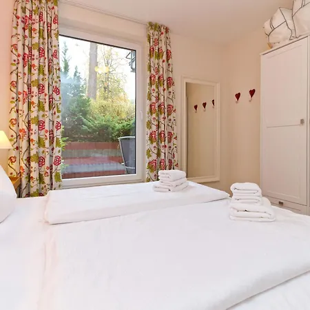 Haus Auf Dem Huegel Moderne 08 Apartamento