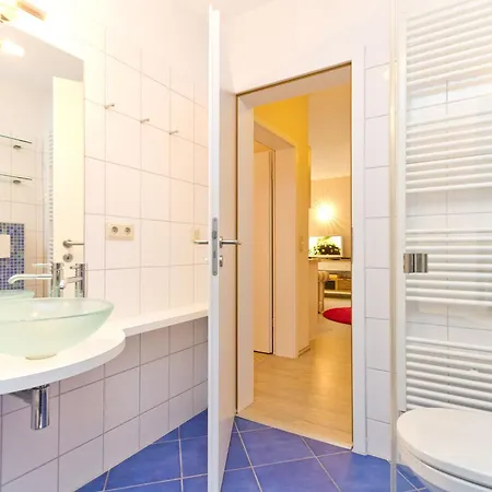 Apartment Haus Auf Dem Hügel, Moderne 08