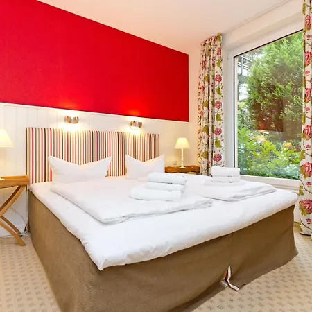 Haus Auf Dem Hügel, Moderne 08 *