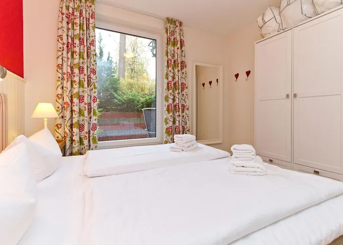 Haus Auf Dem Huegel Moderne 08 Lägenhet